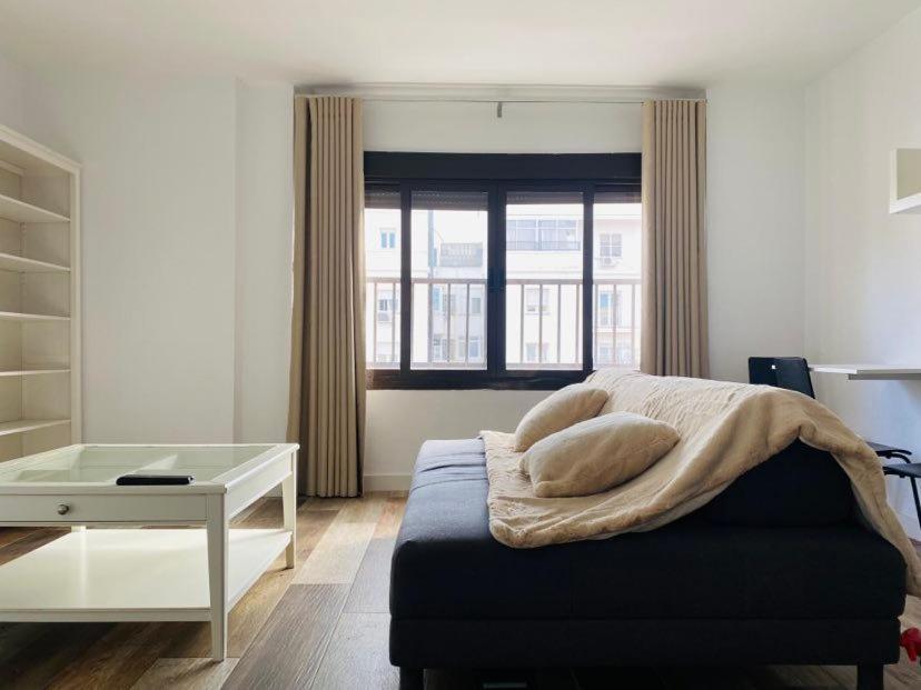 סביליה Lovely Triana Flat With Roof Terrace מראה חיצוני תמונה