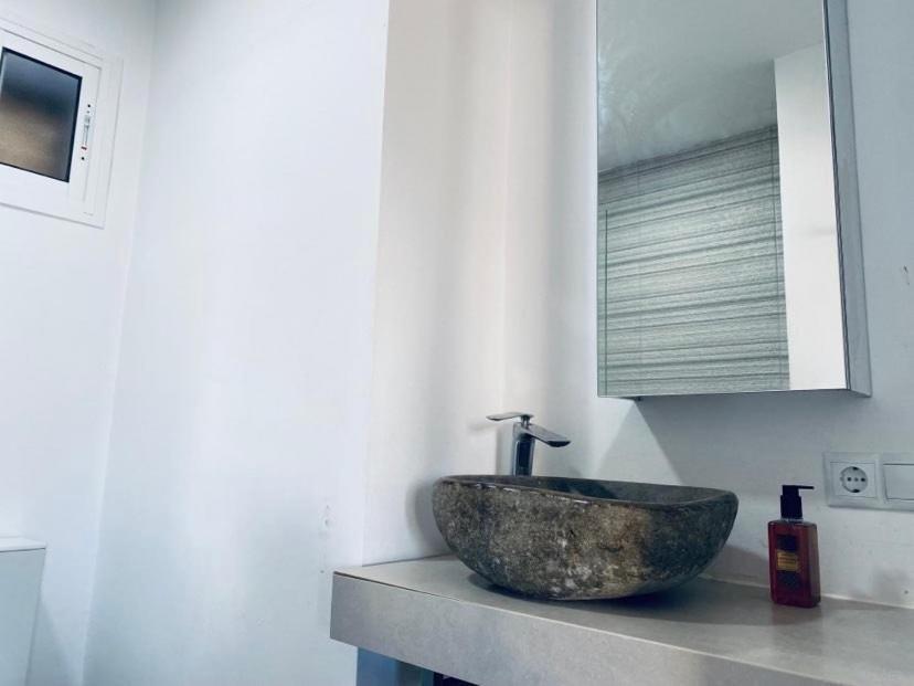 סביליה Lovely Triana Flat With Roof Terrace מראה חיצוני תמונה